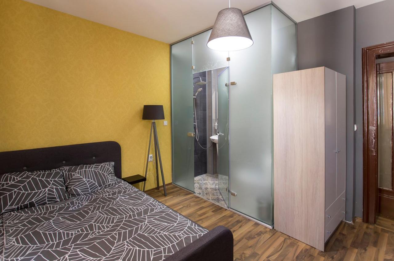 Nice Place Guest House Oborishte Sofya Dış mekan fotoğraf